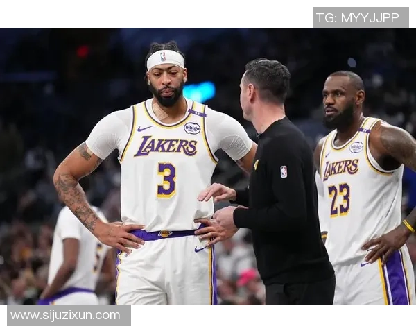 篮网与湖人激战在即NBA赛程精彩对决引发球迷热情期待