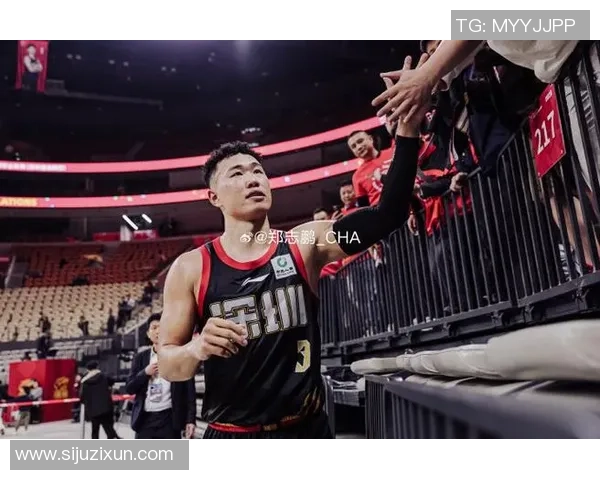 贺希宁：从篮球新星到职业生涯巅峰的奋斗历程与启示