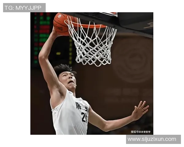 张昊的奋斗历程与成长故事：从平凡少年到卓越领袖的蜕变之路