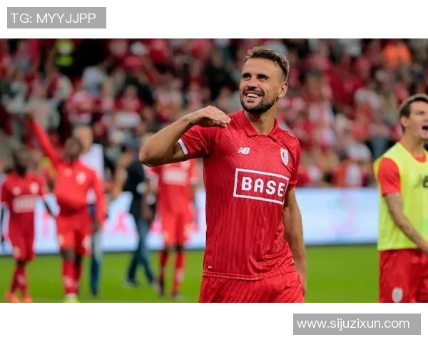 贝弗伦主场迎战标准列日期待精彩对决与激烈竞争